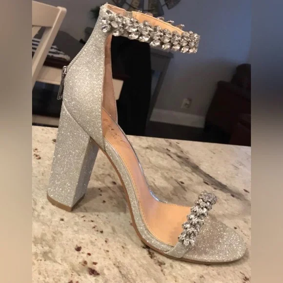 BRAND NEW BADGLEY MISCHKA HEELS- size 7 - Picture 6 of 10